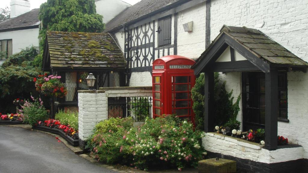 Deanwater Hotel Wilmslow Exterior foto